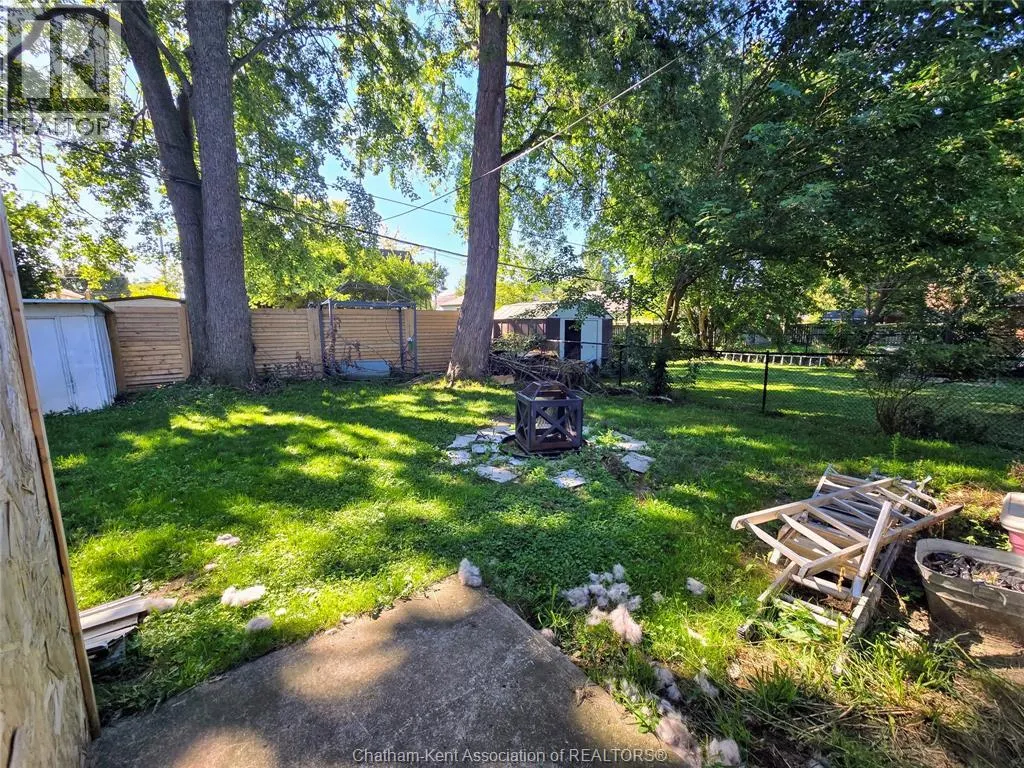 74 Sunnyside AVENUE