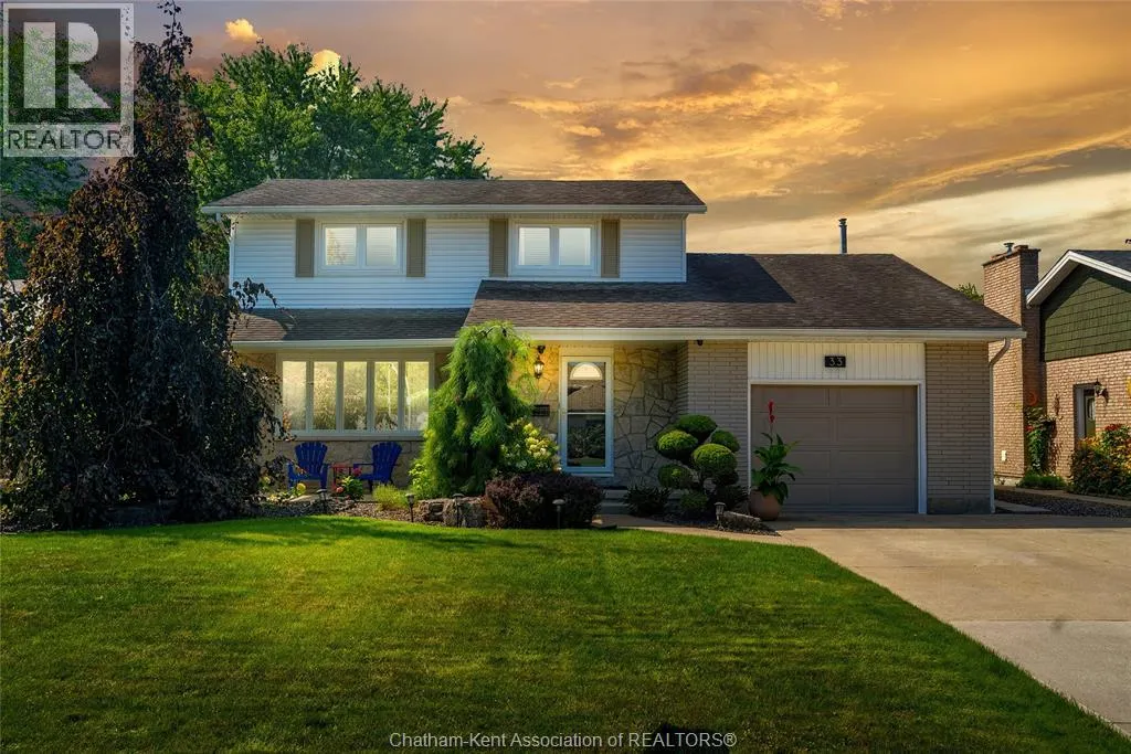 33 Sylvester DRIVE
