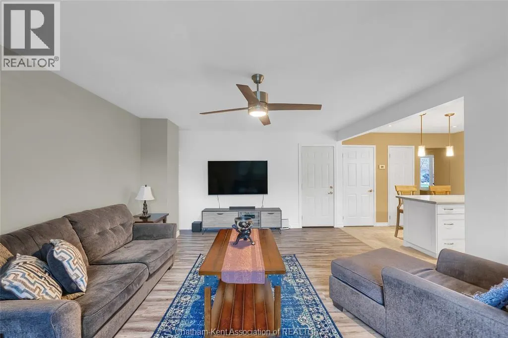 33 Sylvester DRIVE
