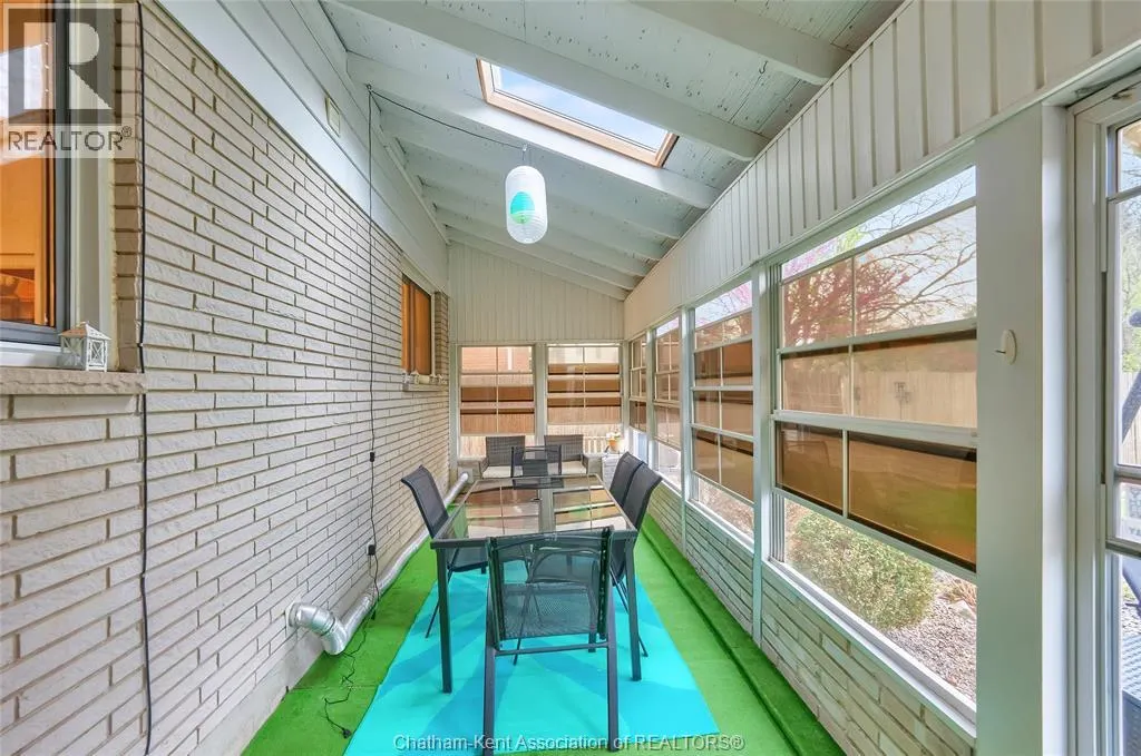 33 Sylvester DRIVE