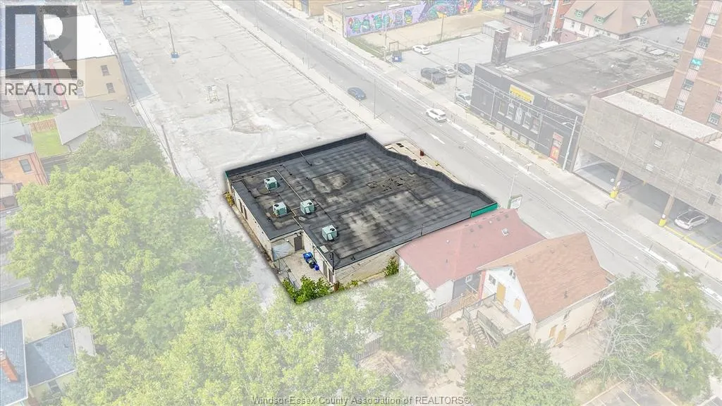 711 PELLISSIER STREET Unit# 4