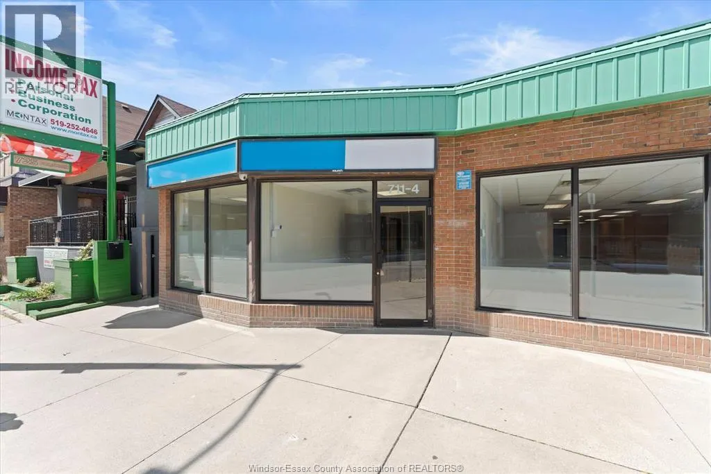 711 PELLISSIER STREET Unit# 4
