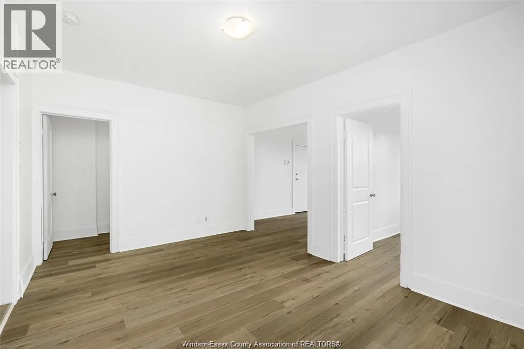 1094 LINCOLN ROAD