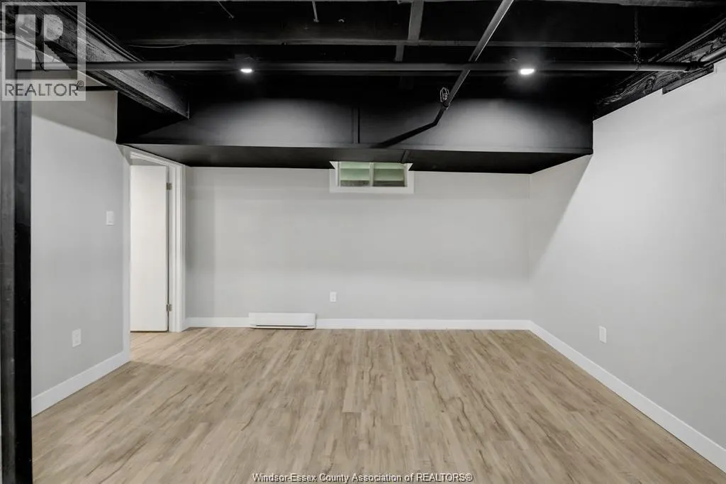 1094 LINCOLN ROAD