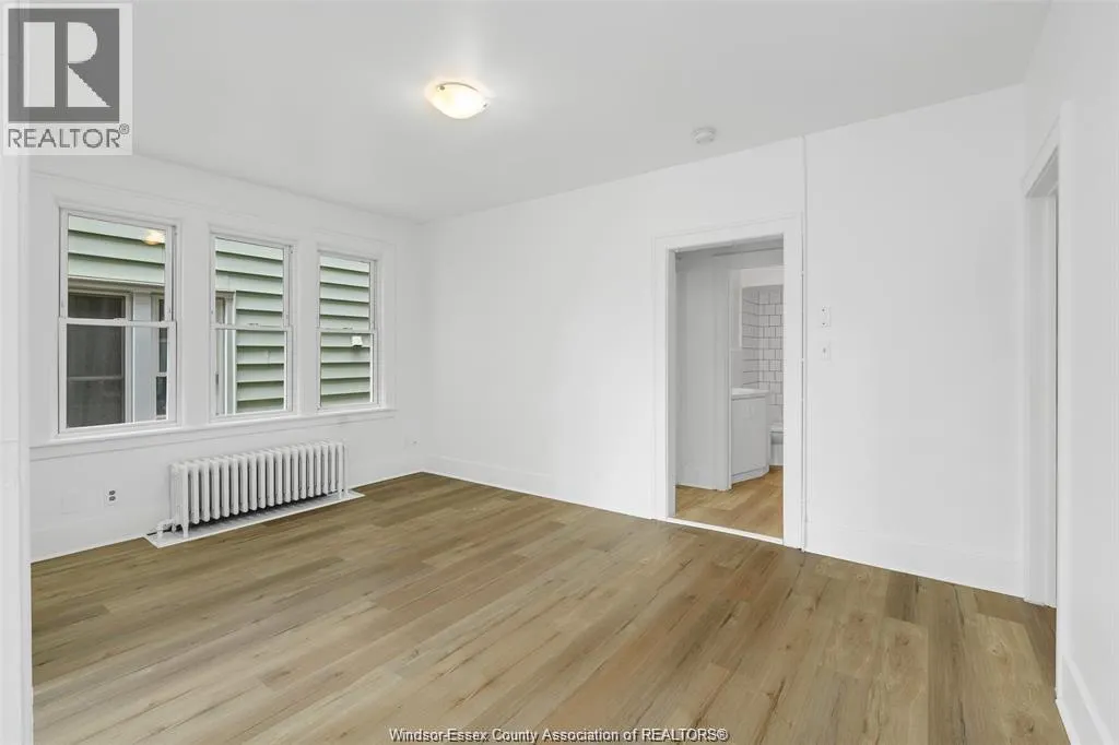 1094 LINCOLN ROAD