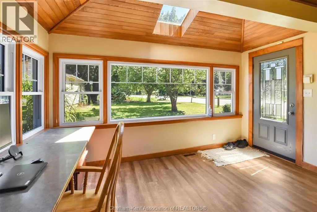 10517 Longwoods Road ROAD