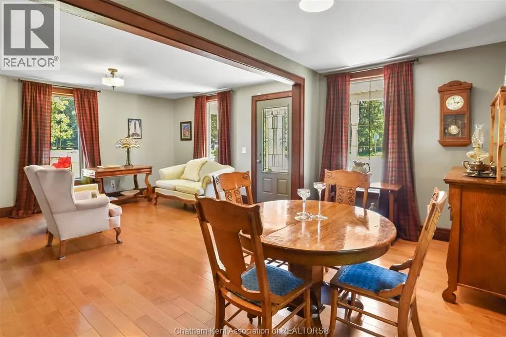 10517 Longwoods Road ROAD
