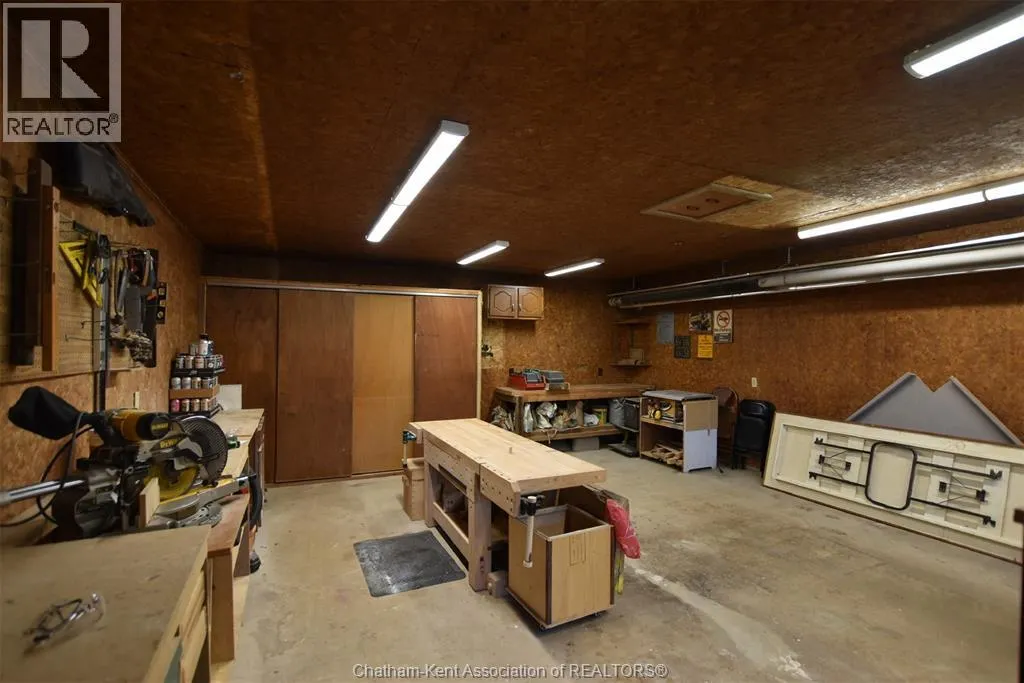 10517 Longwoods Road ROAD