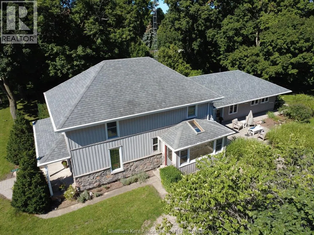 10517 Longwoods Road ROAD