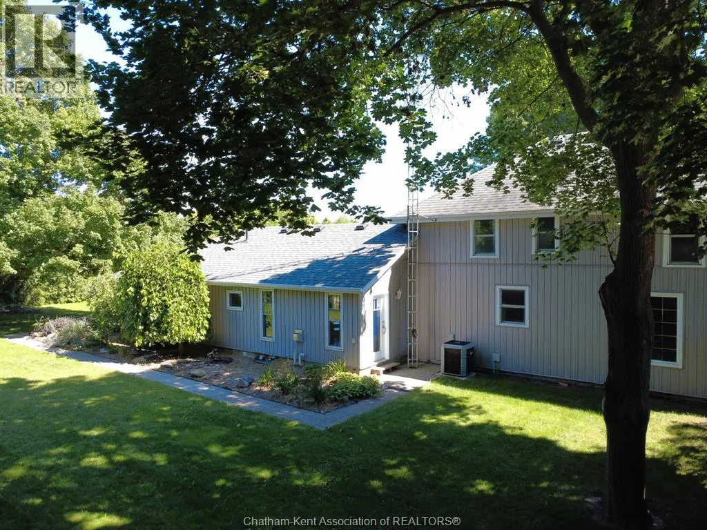 10517 Longwoods Road ROAD