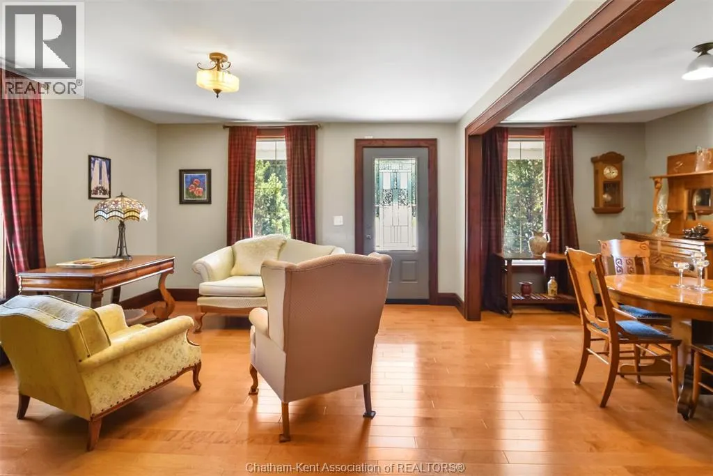 10517 Longwoods Road ROAD