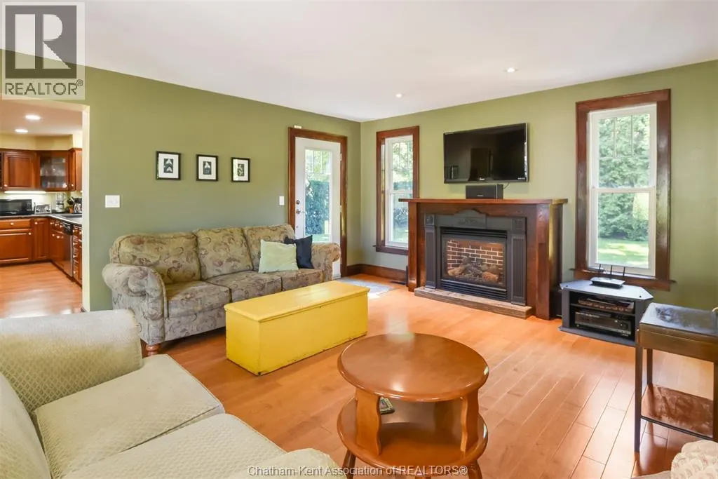 10517 Longwoods Road ROAD