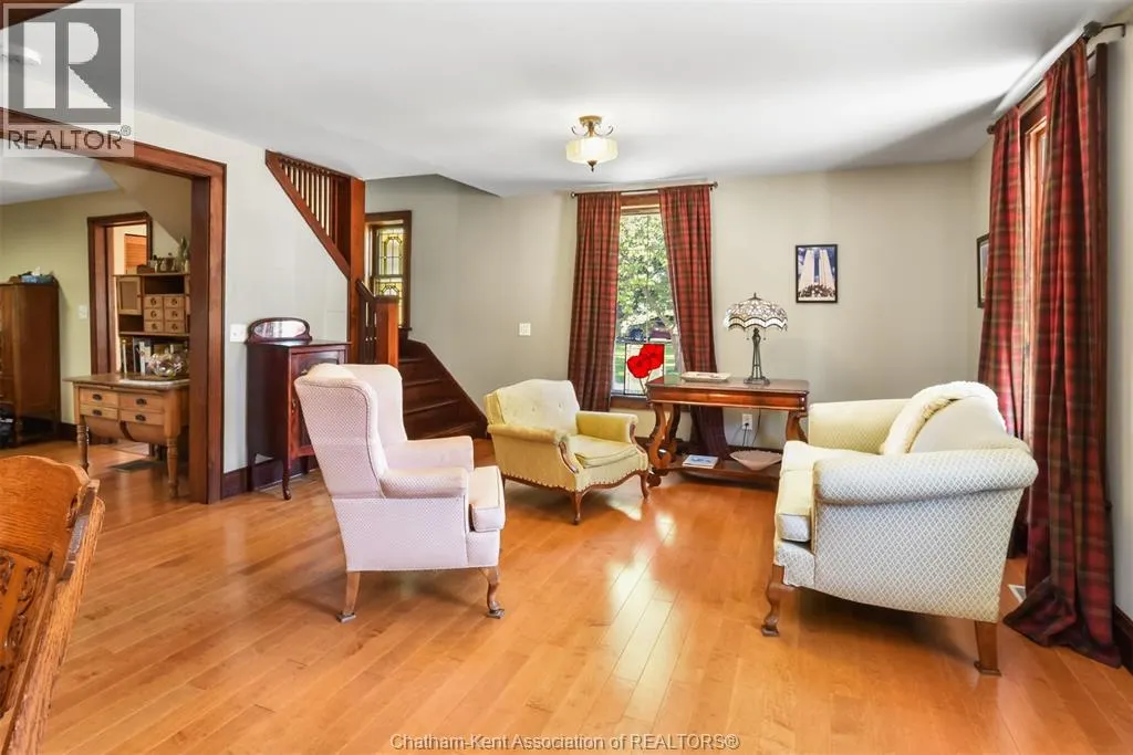 10517 Longwoods Road ROAD