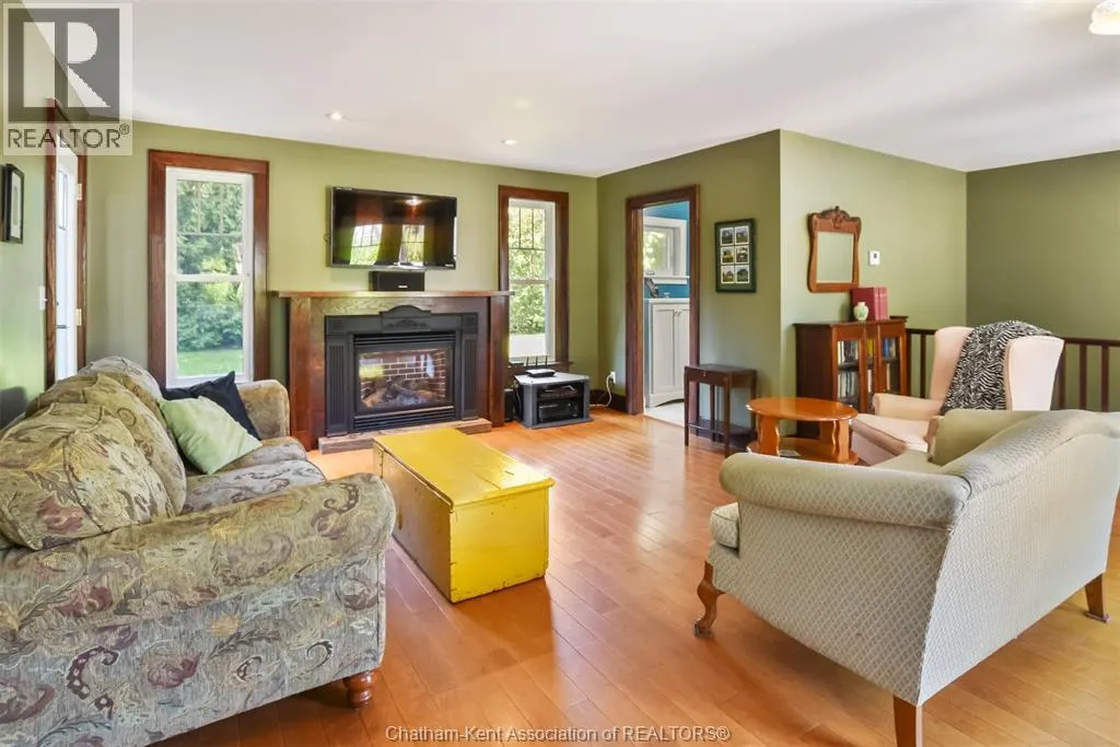 10517 Longwoods Road ROAD