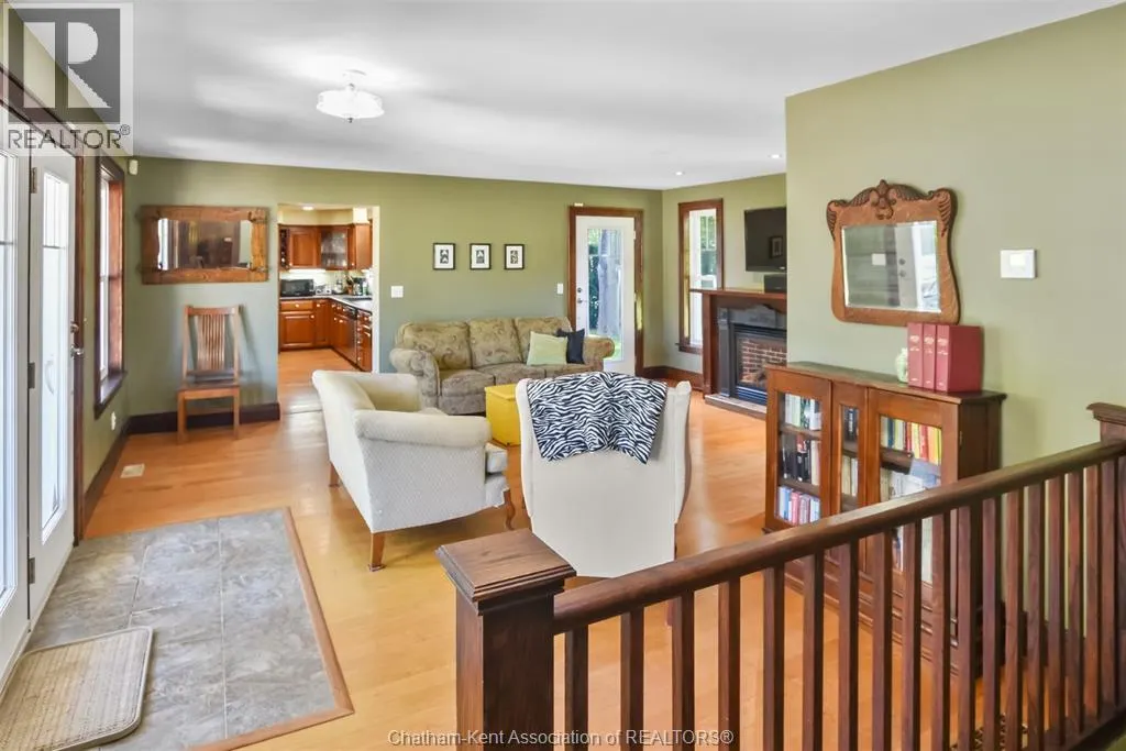 10517 Longwoods Road ROAD