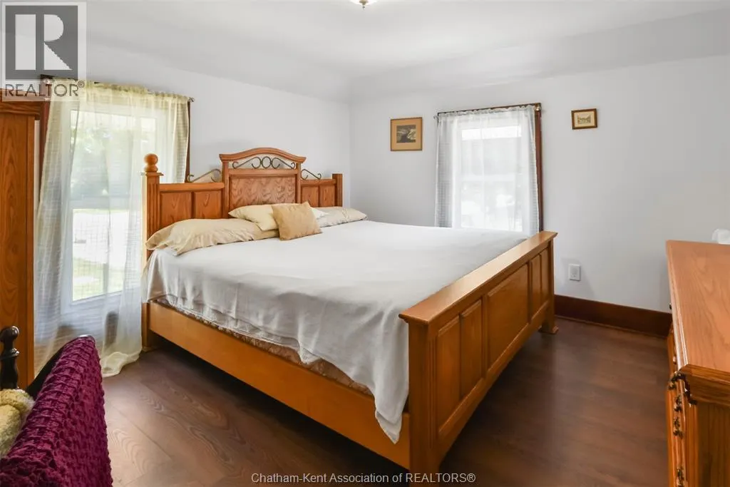 10517 Longwoods Road ROAD