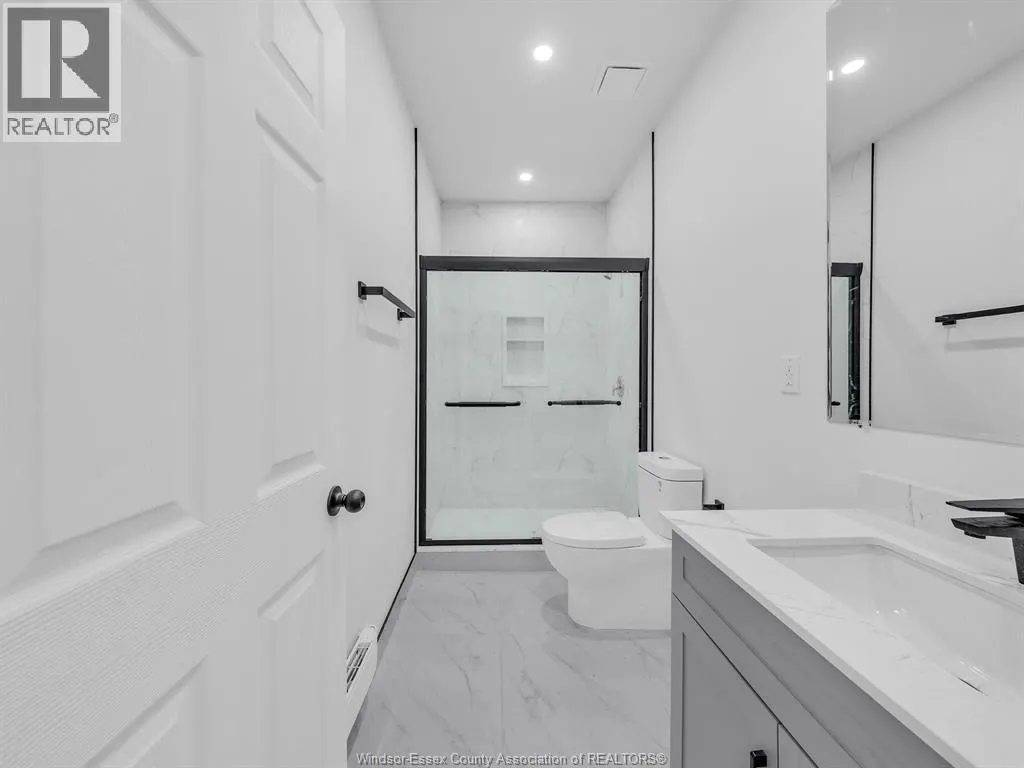 728 PIERRE