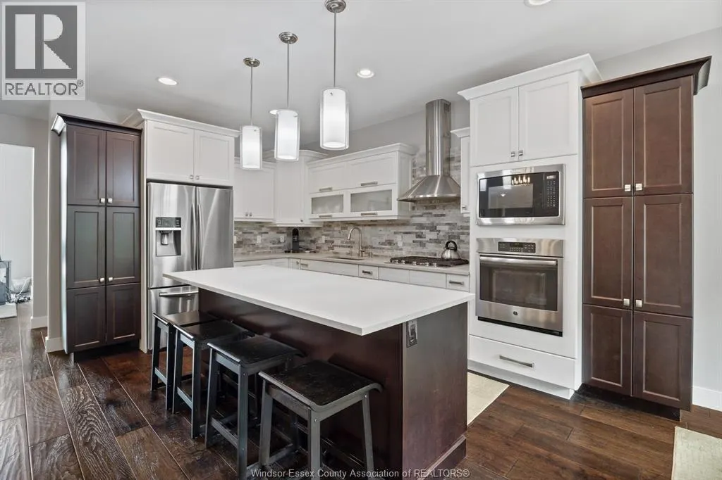 8409 AALBERS CRESCENT