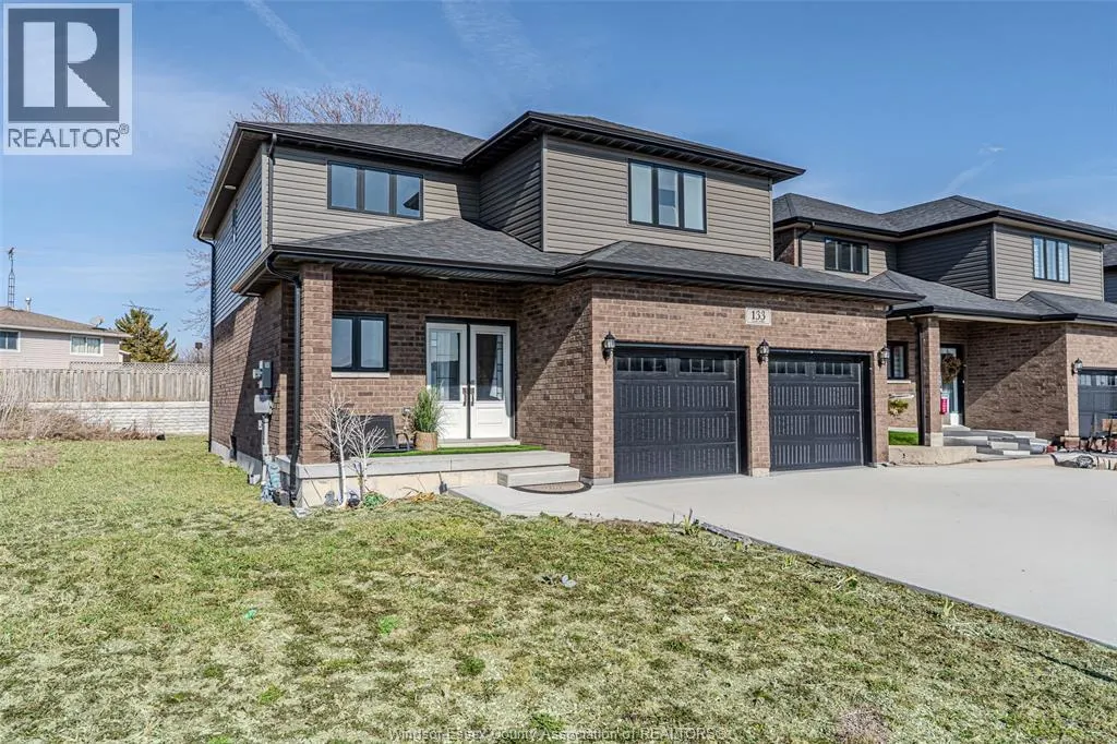 133 CHURCHILL PARK