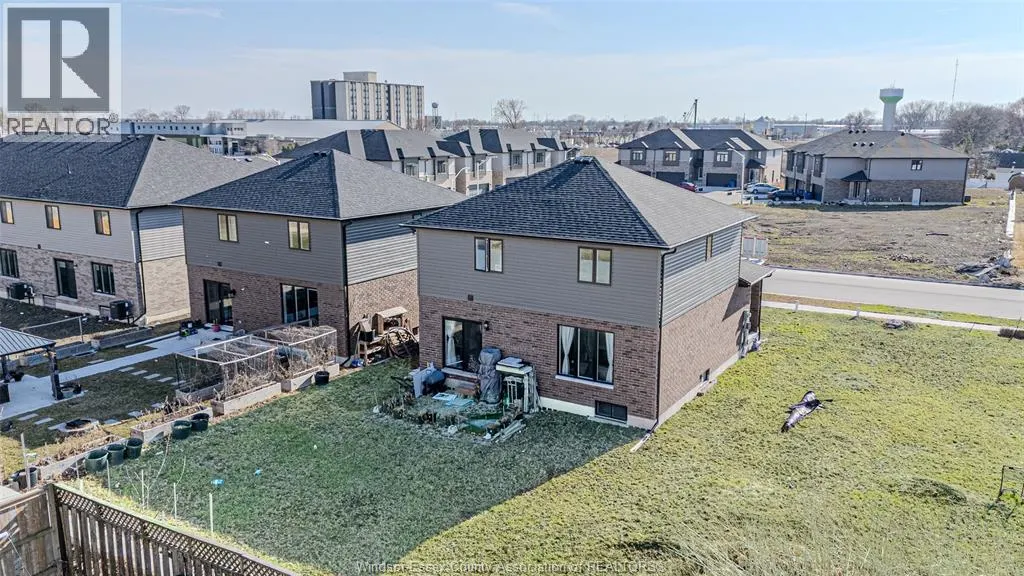 133 CHURCHILL PARK
