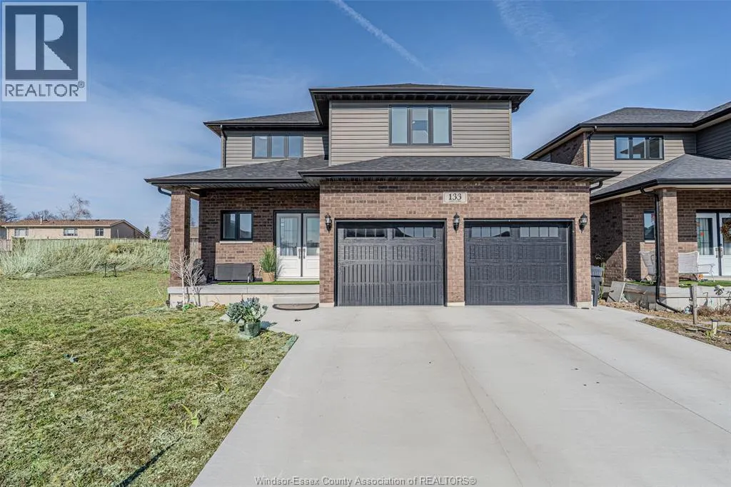 133 CHURCHILL PARK