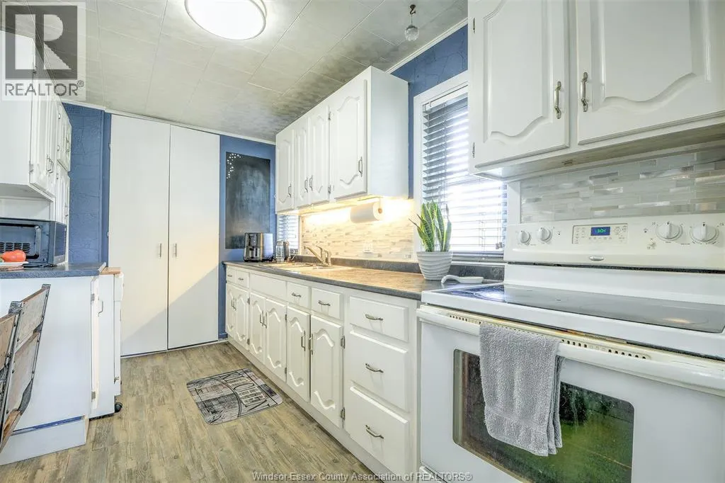 1030 MERRITT
