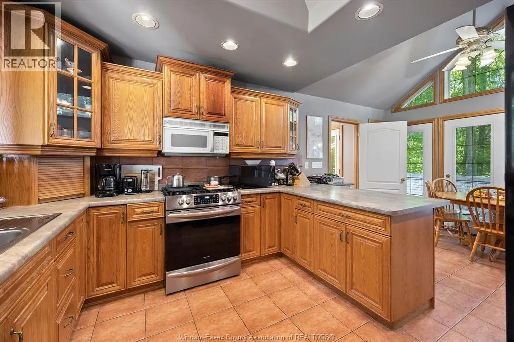 9067 FERRIS Sideroad