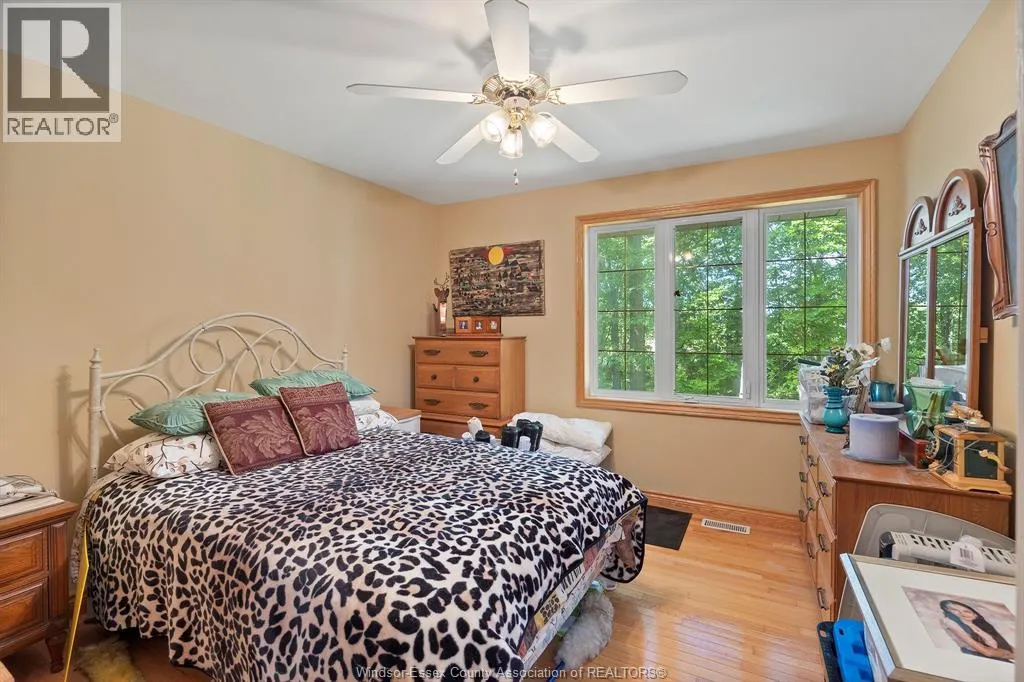 9067 FERRIS Sideroad