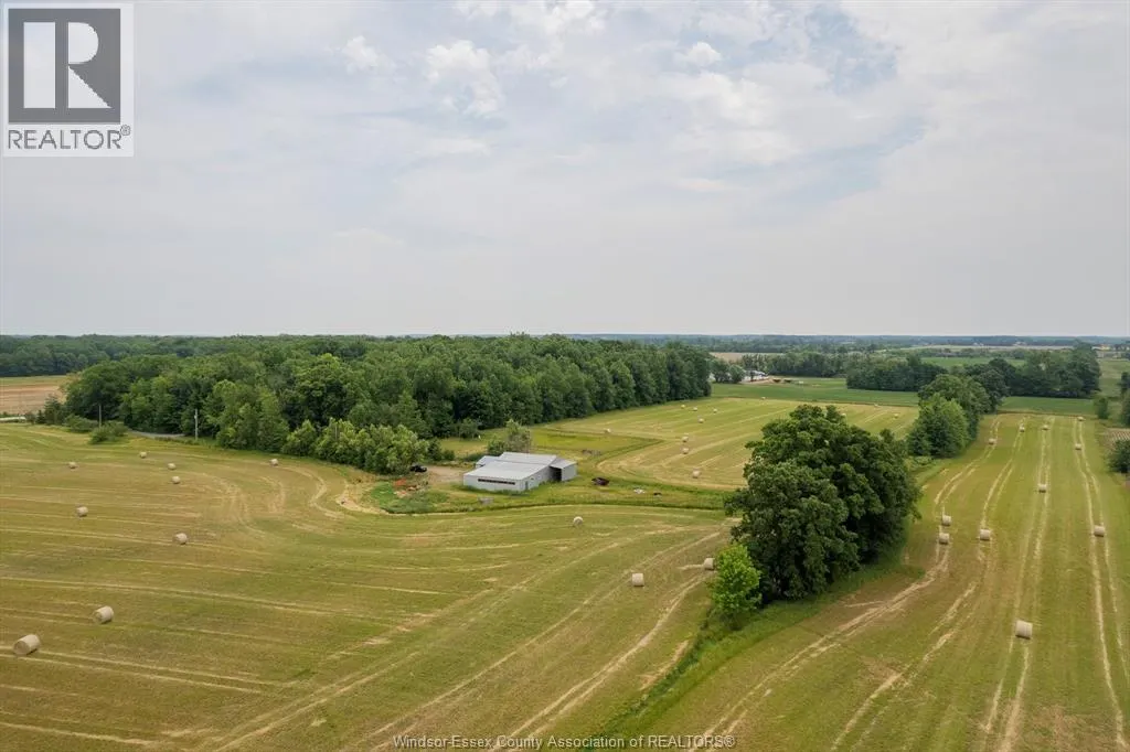 9067 FERRIS Sideroad