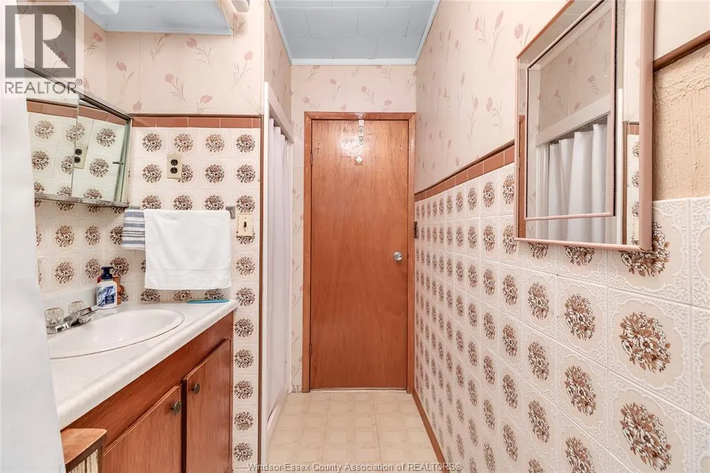 1051 REEDMERE ROAD