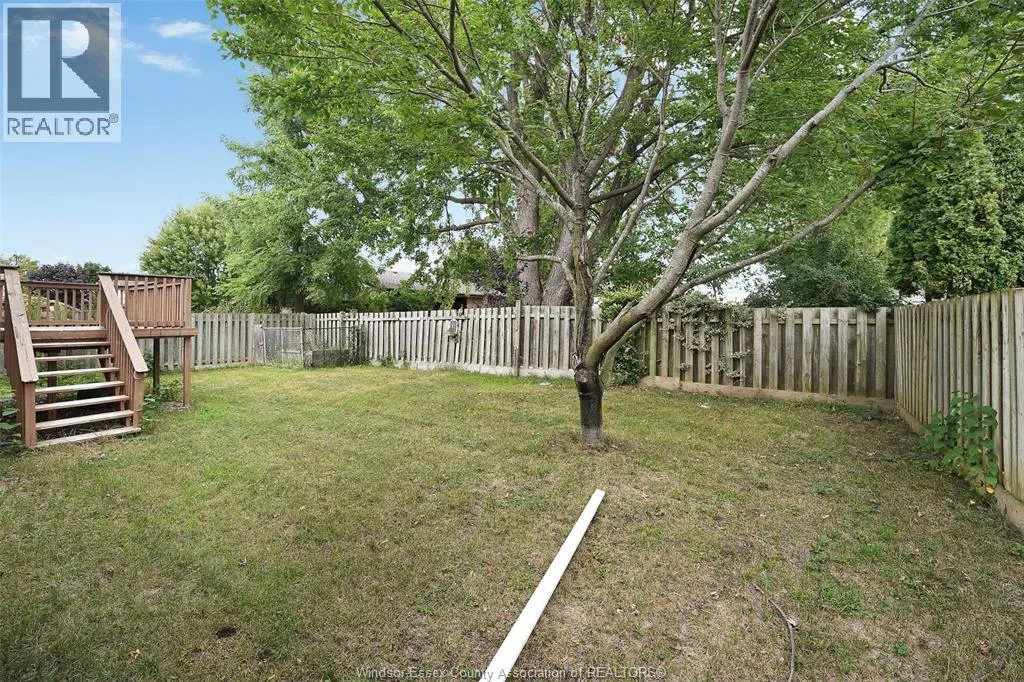3268 ROBINET ROAD