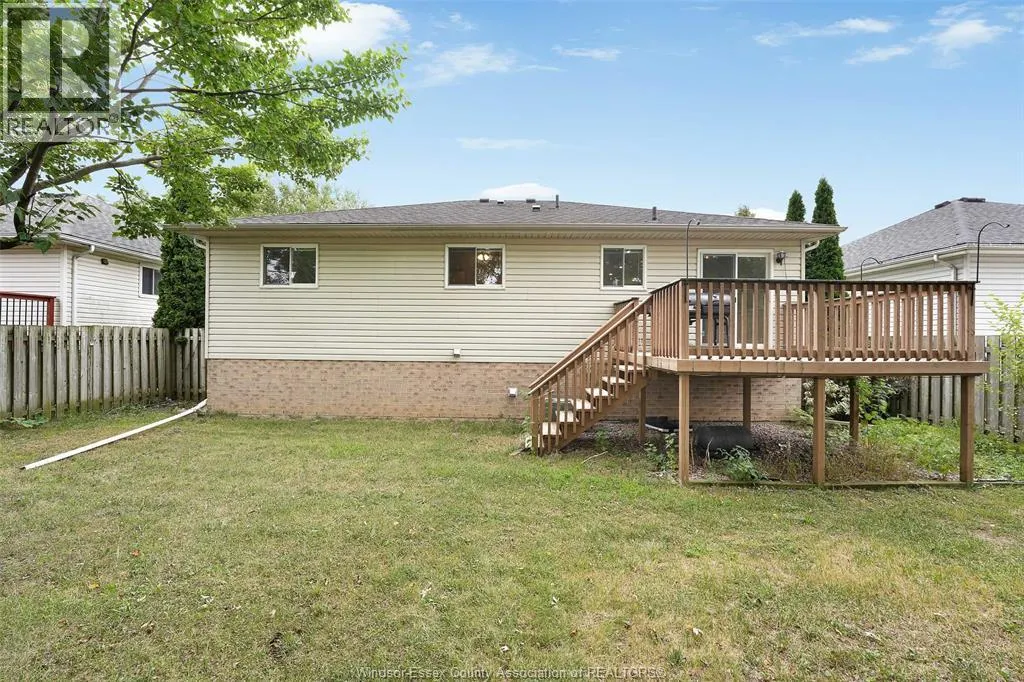 3268 ROBINET ROAD