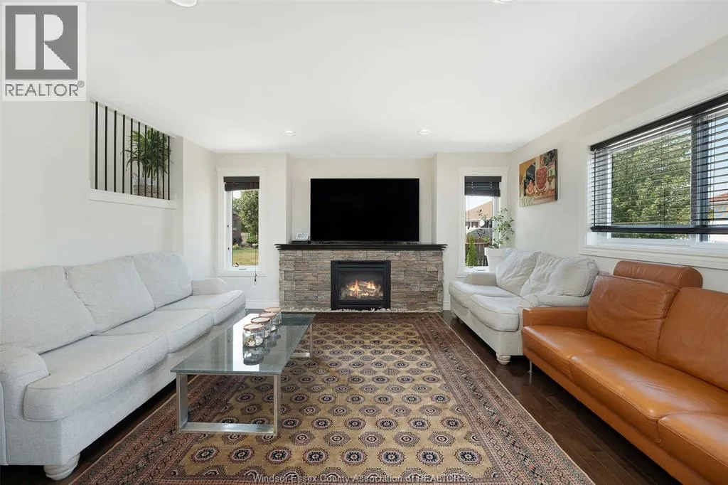 436 John Harvey CRESCENT