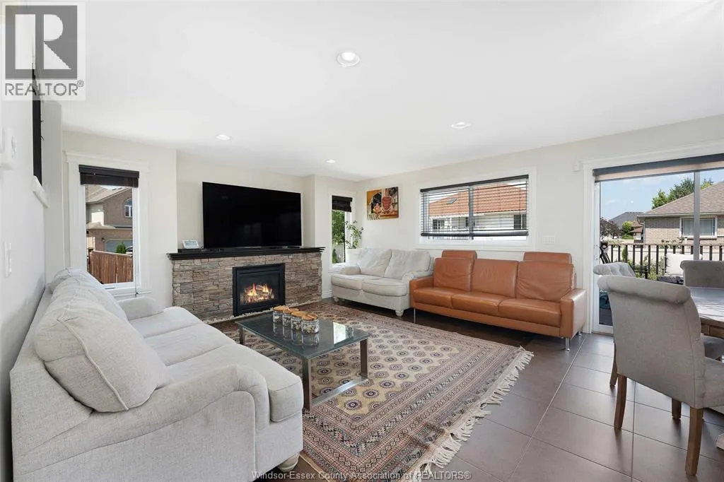 436 John Harvey CRESCENT