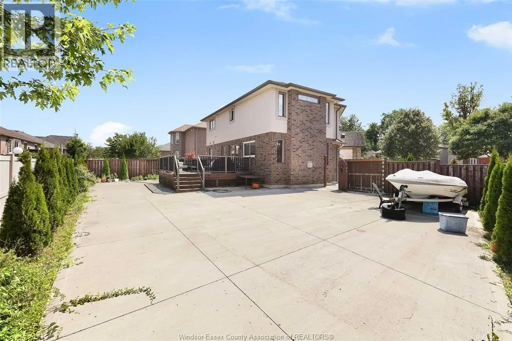 436 John Harvey CRESCENT