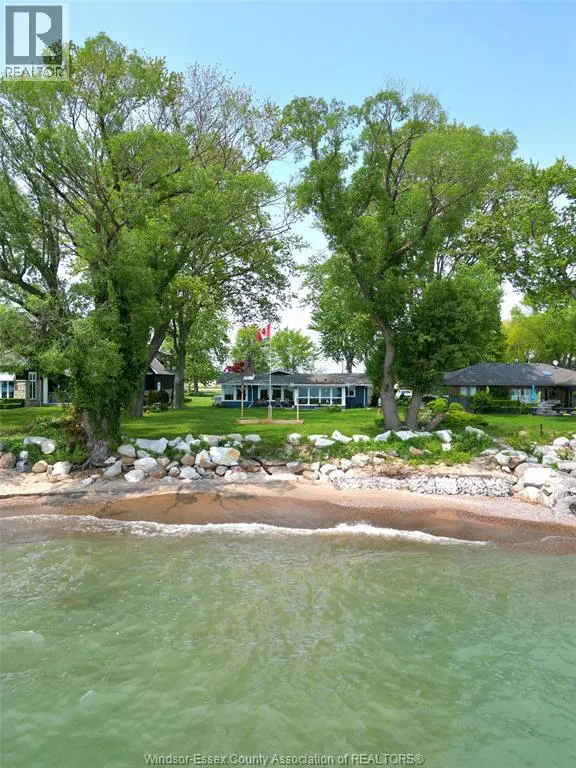 1711 HERITAGE ROAD