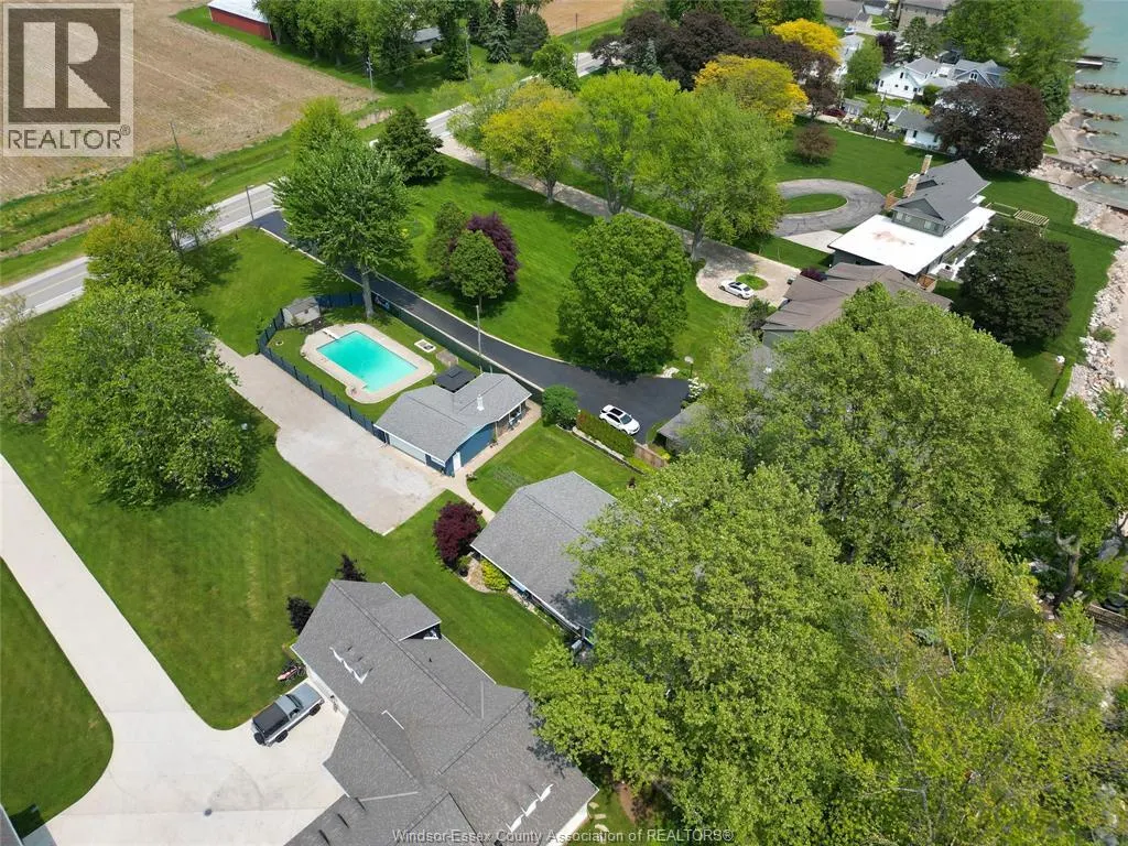 1711 HERITAGE ROAD