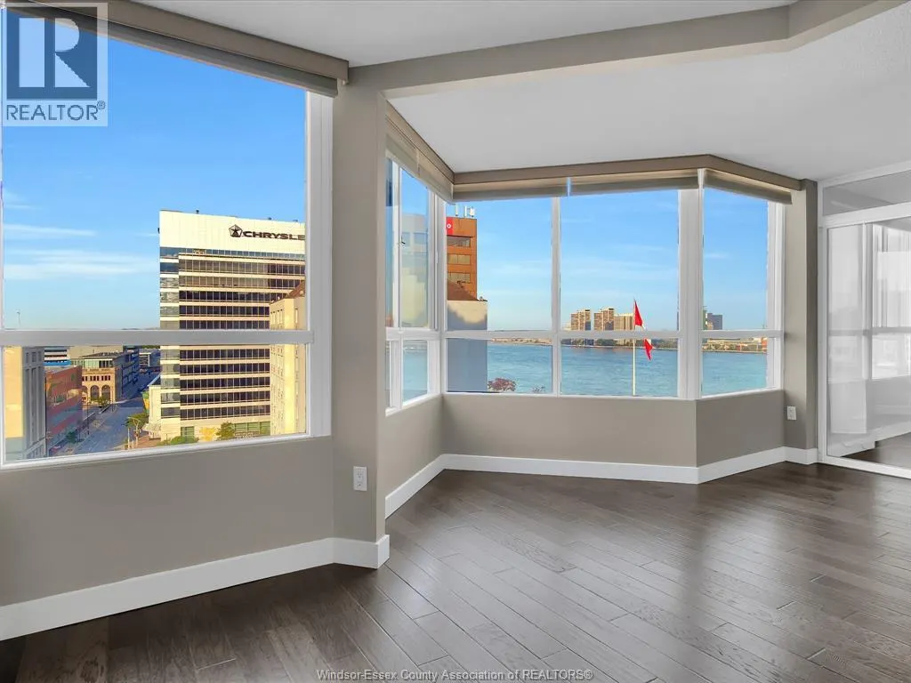 75 RIVERSIDE DRIVE East Unit# 1210