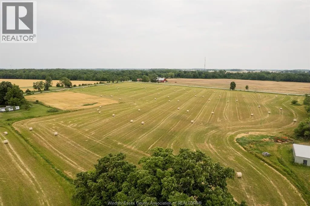 9067 FERRIS Sideroad
