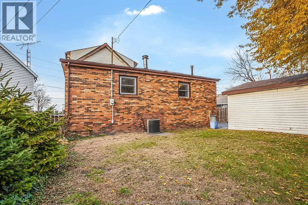 8057 RIVERSIDE DRIVE East Unit# LOWER