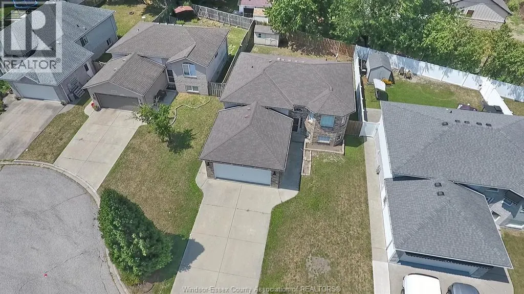 243 GAMMON CRESCENT