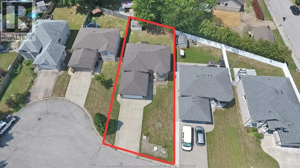 243 GAMMON CRESCENT