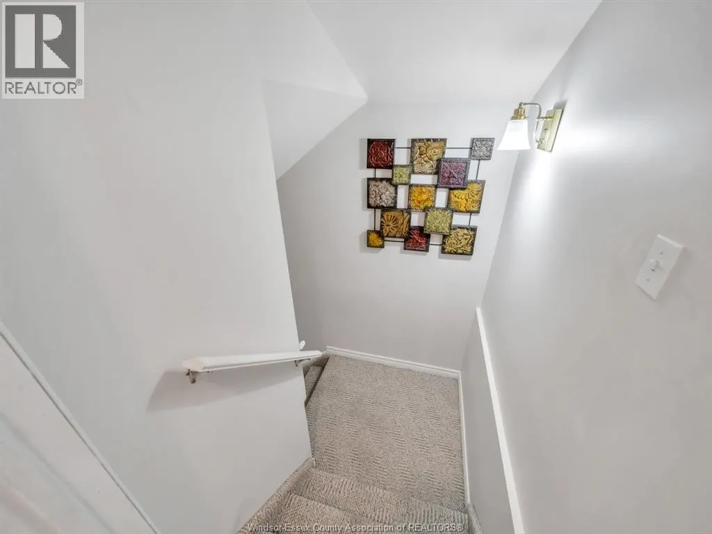 27 Cheyenne COURT