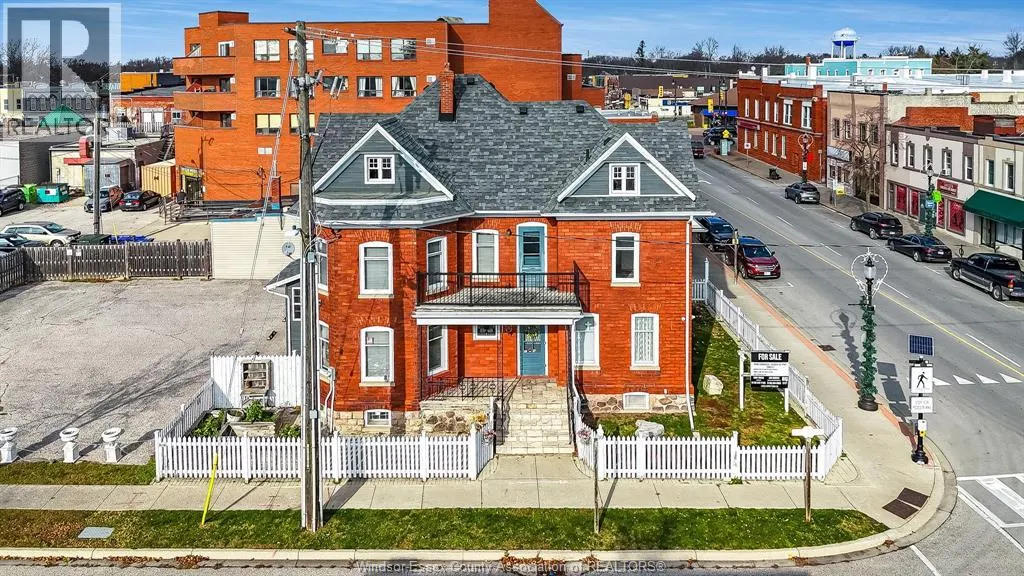 20 Division STREET South