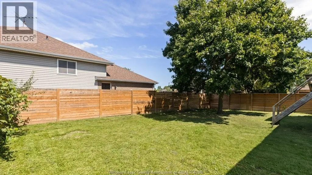 2840 WILDBERRY CRESCENT