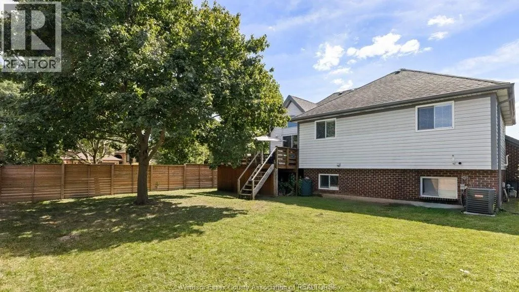 2840 WILDBERRY CRESCENT