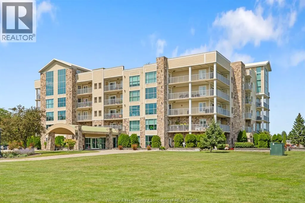 34 Boblo Island BOULEVARD