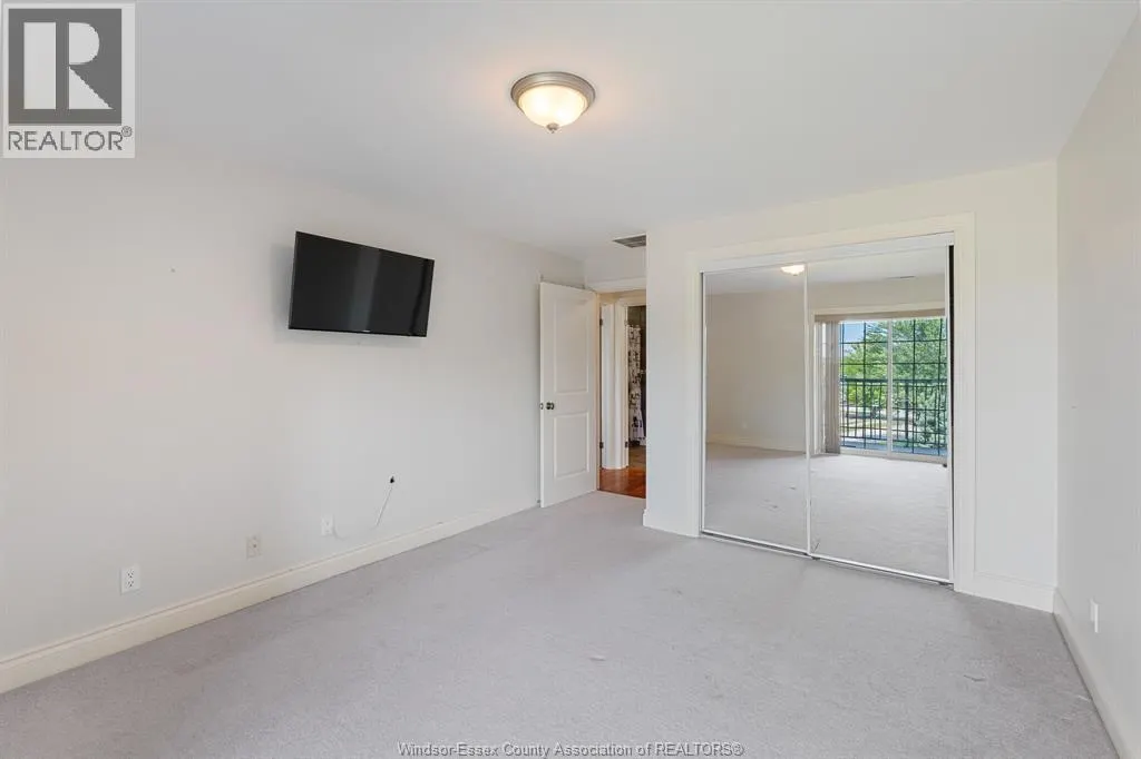 34 Boblo Island BOULEVARD Unit# 407