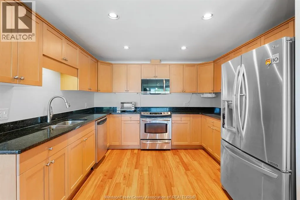 34 Boblo Island BOULEVARD Unit# 407
