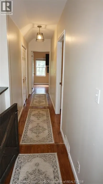 5910 5TH CONESSION ROAD East